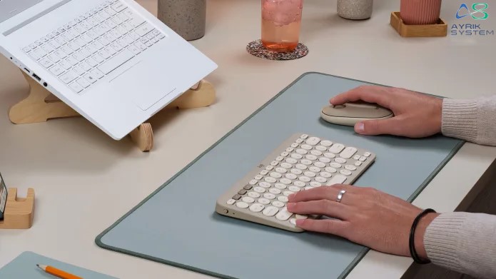 کیبورد بلوتوثی  لاجیتک مدل K380